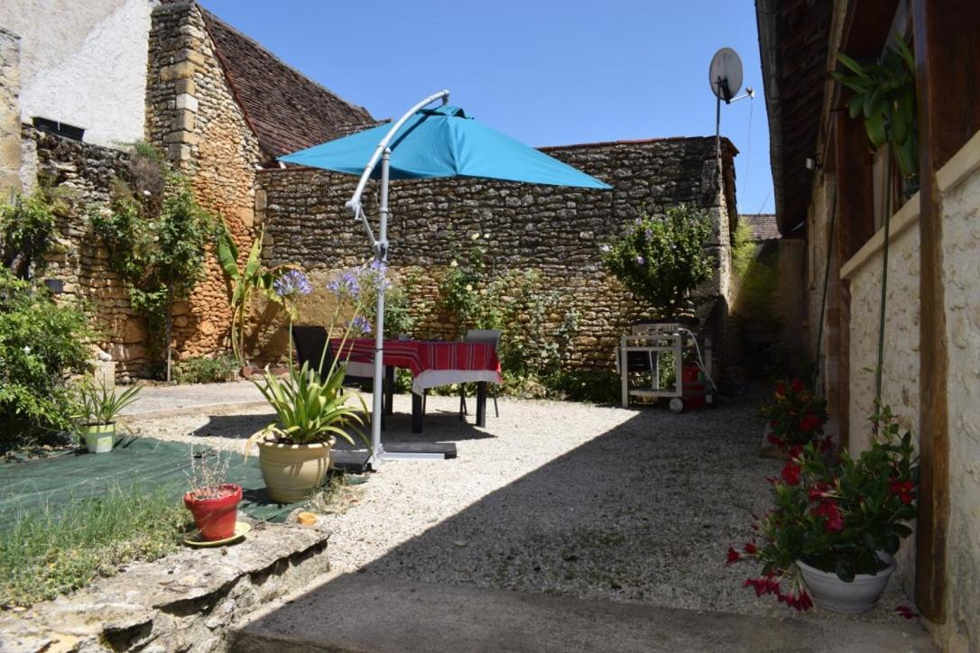 Suite Familiale 2 Chambres Double Auriac-du-Périgord Exterior foto